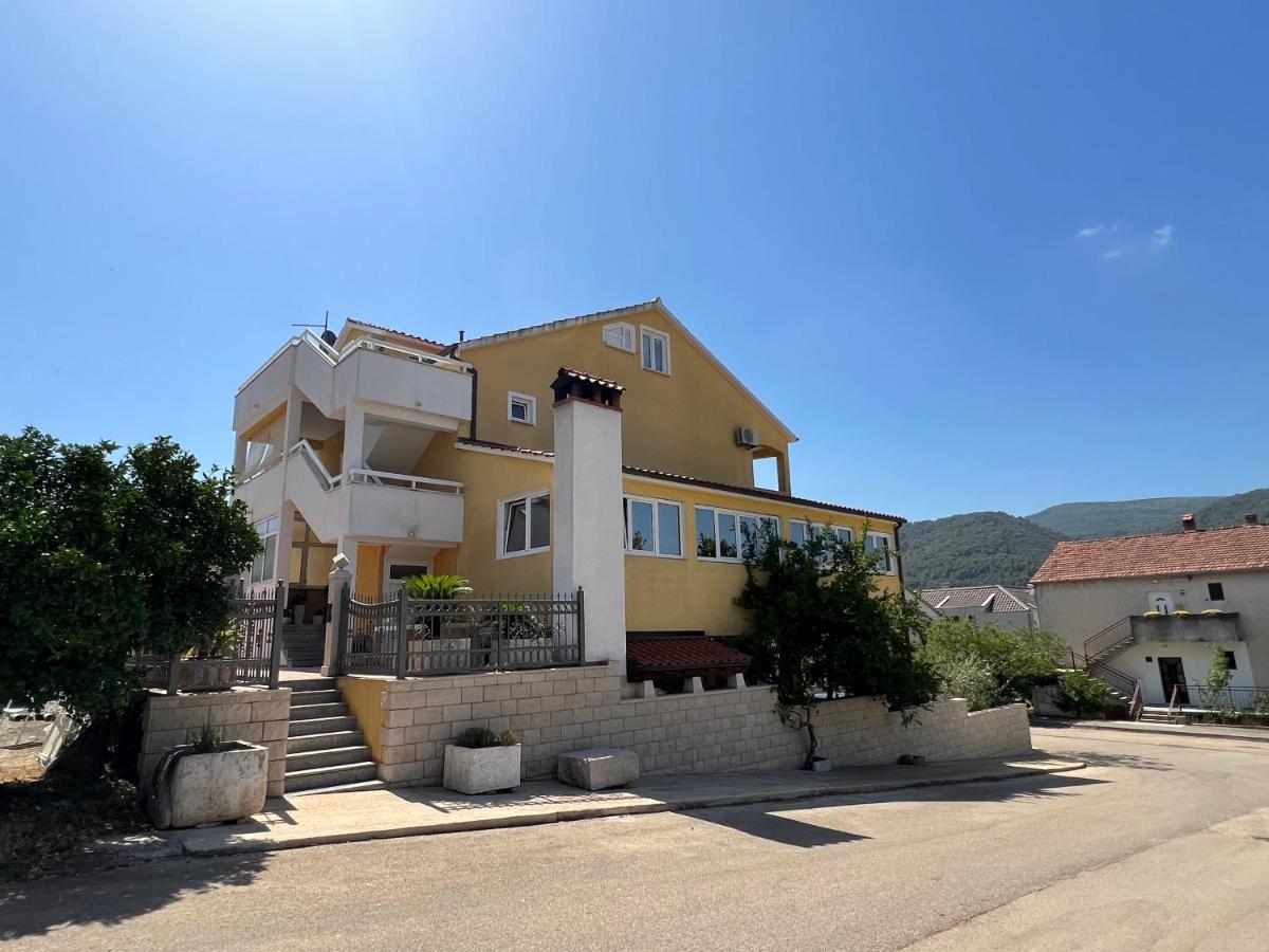 Apartments Ana Stari Grad  Eksteriør billede